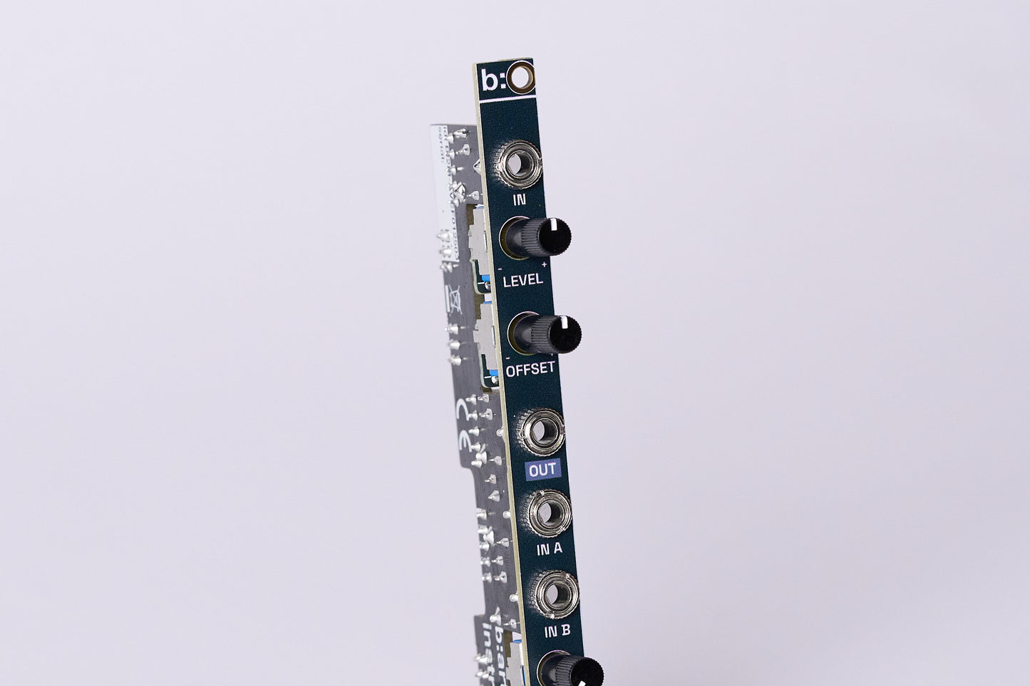 b:09